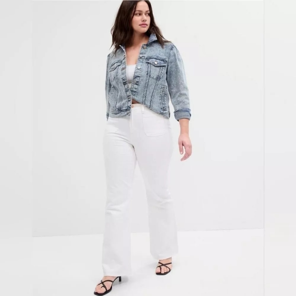 Gap NWT White 70's Flare Women's Jeans Size 18 / 34 R